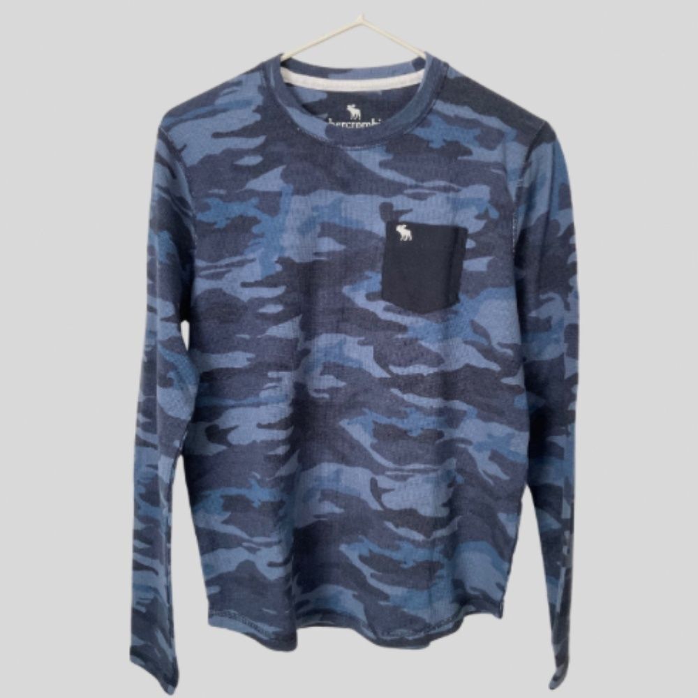 Abercrombie Kids Camouflage Long Sleeve T-shirt/ Sweatshirt Size 15/16 B…